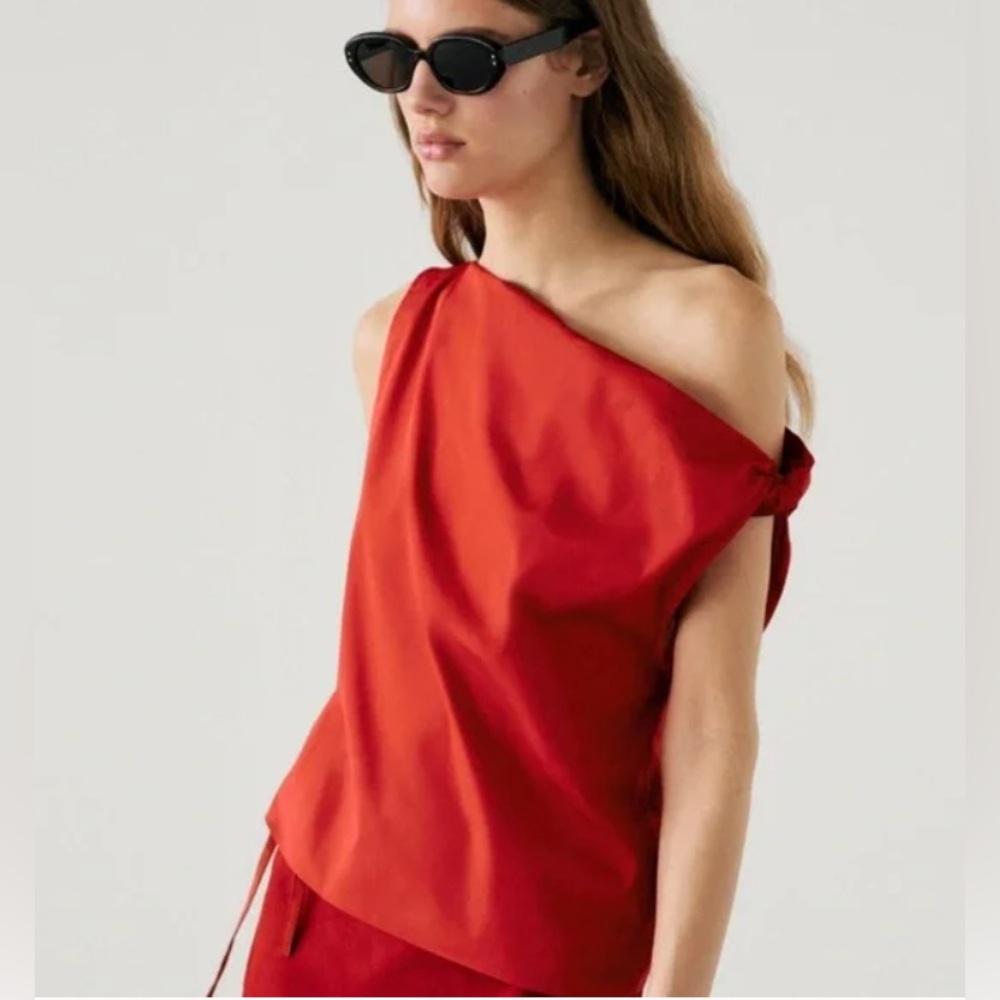 Massimo Dutti Red One-Shoulder Knot-Detail Top